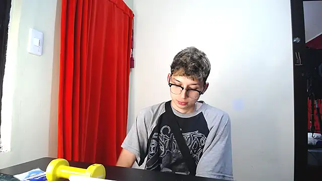  Thomas hot  online show from January 2025 09:40:01 PM