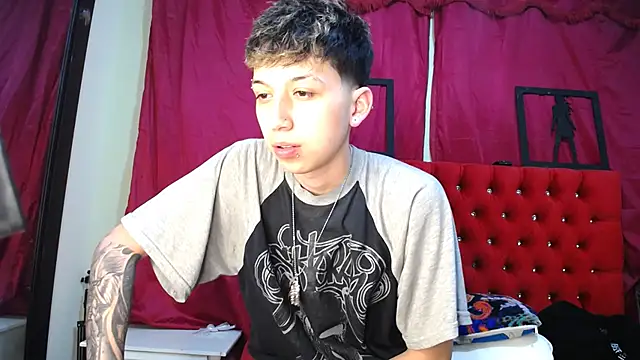  Thomas hot  online show from March 2025 08:10:02 PM