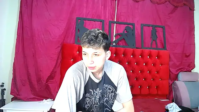  Thomas hot  online show from March 2025 04:19:01 AM