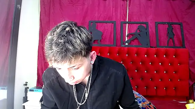  Thomas hot  online show from March 2025 07:08:02 AM