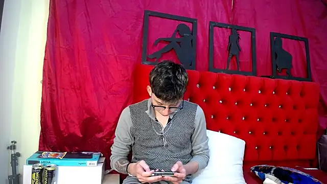  Thomas hot  online show from March 2025 01:20:02 AM