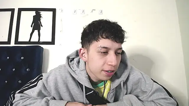  Thomas hot  online show from September 2025 01:38:02 AM