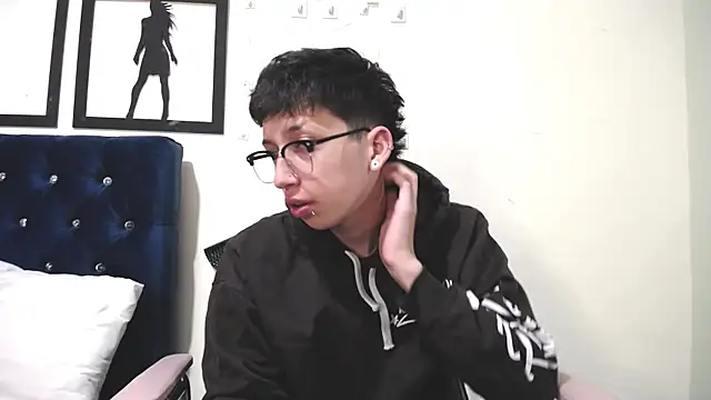  Thomas hot  online show from September 2025 03:50:02 AM