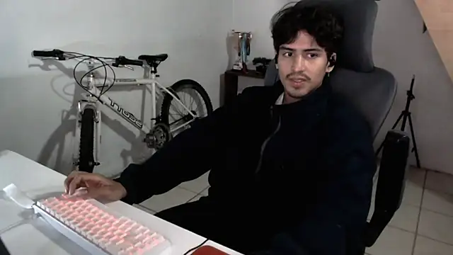 Thieves9 online show from October 2025 03:09:01 PM