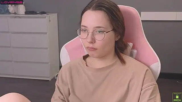 Airyhill online show from February 2025 08:32:01 PM