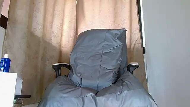 bellatrixx 69 online show from December 2024 03:15:01 PM