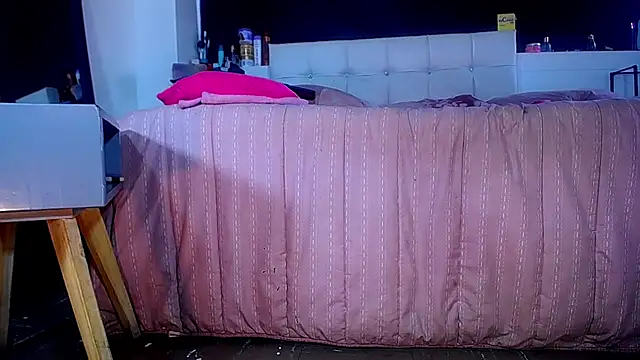 bellatrixx 69 online show from October 2025 11:30:01 AM