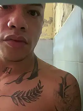 Snapshot of Osiiriis chatting on January 2025 09:52:02 AM Osiiriis online show from January 2025 09:52:02 AM