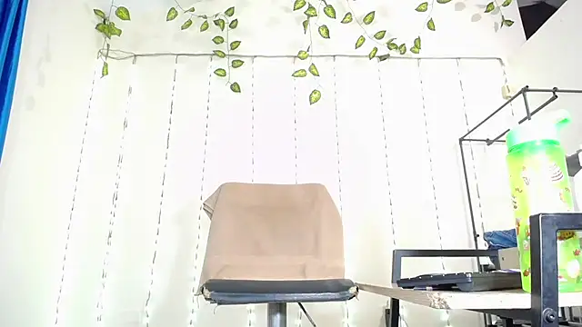 xmissinchesxx online show from January 2025 04:08:01 AM