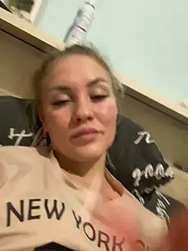 DreamGirl-777 online show from December 2024 06:20:02 PM