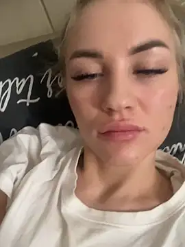 DreamGirl-777 online show from January 2025 10:06:02 AM