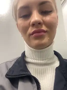 DreamGirl-777 online show from January 2025 03:59:01 AM