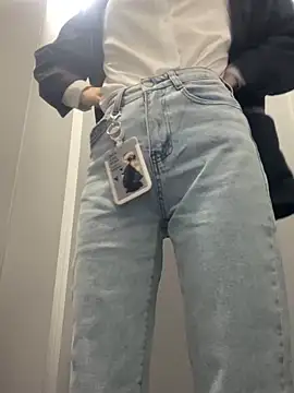 DreamGirl-777 online show from January 2025 04:06:01 AM