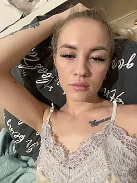 DreamGirl-777 online show from February 2025 04:04:01 PM