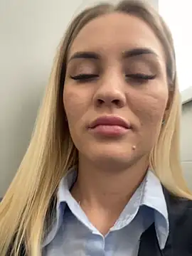 DreamGirl-777 online show from March 2025 09:09:02 AM