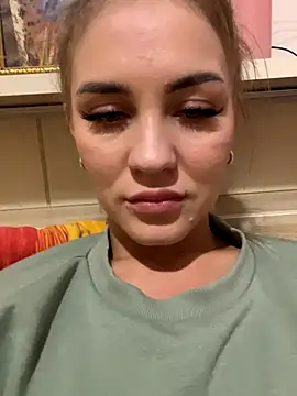 DreamGirl-777 online show from September 2025 02:05:02 PM