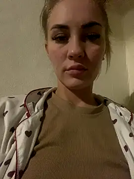 DreamGirl-777 online show from November 2025 08:29:01 PM