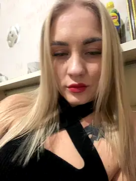 DreamGirl-777 online show from November 2025 12:38:02 PM