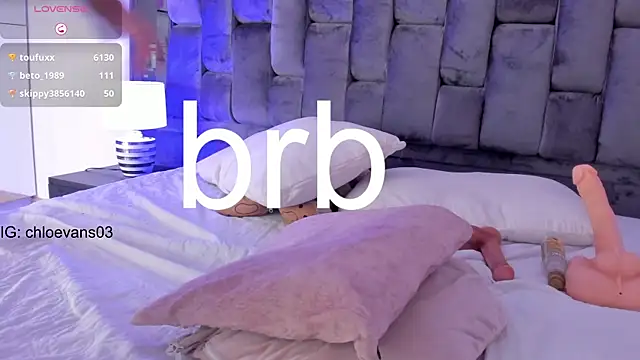 Chloe evans   online show from February 2025 10:26:02 PM