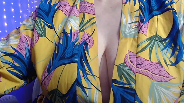 missdaniels online show from January 2025 11:21:02 PM