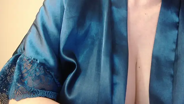 missdaniels online show from March 2025 07:25:01 PM