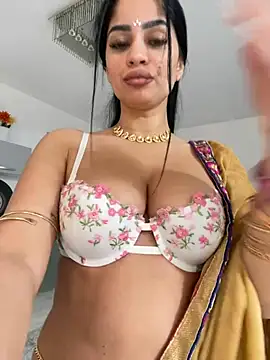  adelle online show from February 2025 11:13:02 AM