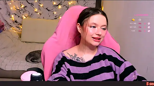 me  hanna online show from February 2025 01:22:01 AM