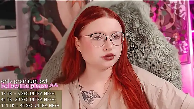 Snapshot of me__hanna chatting on June 2026 02:46:01 AM me hanna online show from June 2026 02:46:01 AM
