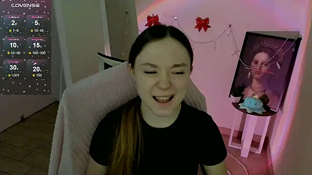 Florence meow online show from February 2025 05:09:01 PM