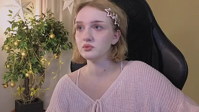 ELLIEJAY online show from December 2025 05:24:01 AM