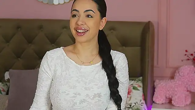 NicoleSteph online show from April 2026 04:11:01 AM