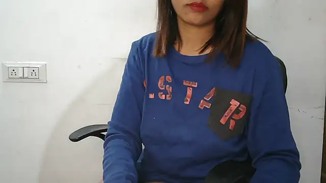 Suzie darling online show from February 2025 12:19:02 PM