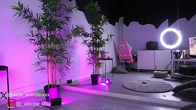 VanessaSimon online show from March 2025 06:03:02 AM