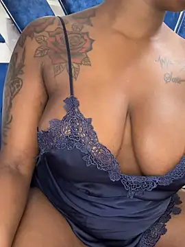 Snapshot of SexxyLunar chatting on July 2026 12:15:02 AM SexxyLunar online show from July 2026 12:15:02 AM