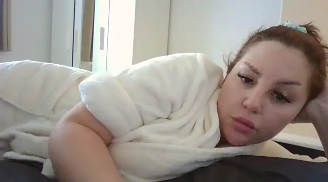 magical mia online show from February 2025 03:50:01 PM