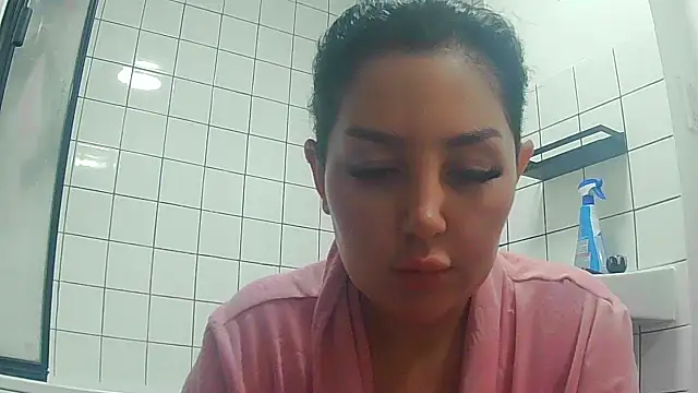 magical mia online show from November 2025 11:13:02 AM