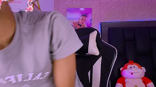 dilan alfonzo online show from April 2026 04:56:01 AM