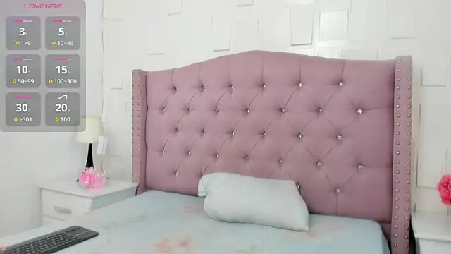 MonicaSchwartz online show from February 2026 02:25:01 PM