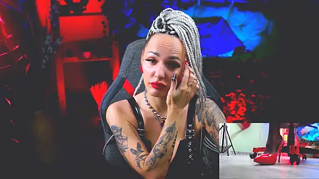 MonicaMaxwel online show from February 2025 12:11:02 PM