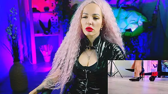 MonicaMaxwel online show from March 2025 11:42:02 AM