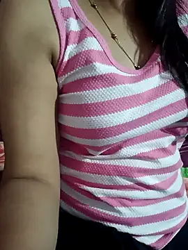 Ankita202 online show from December 2025 05:43:02 PM