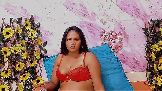 Snapshot of Luciousindian69 chatting on January 2026 05:59:01 PM Luciousindian69 online show from January 2026 05:59:01 PM