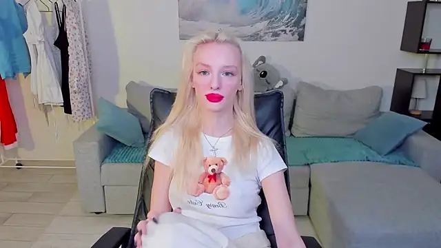 AleksaBlonde online show from January 2025 05:32:01 AM