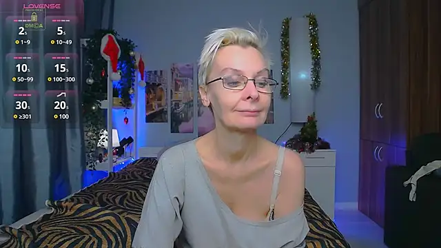 HelgaHimmell online show from December 2024 10:01:02 PM