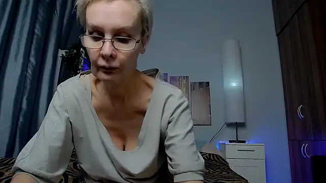 HelgaHimmell online show from January 2025 06:54:01 AM