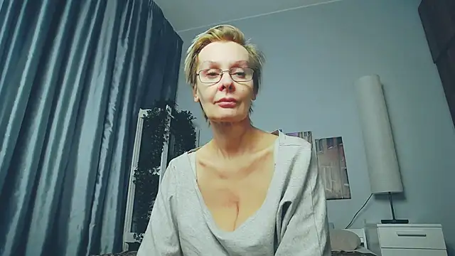 HelgaHimmell online show from March 2025 10:08:02 PM