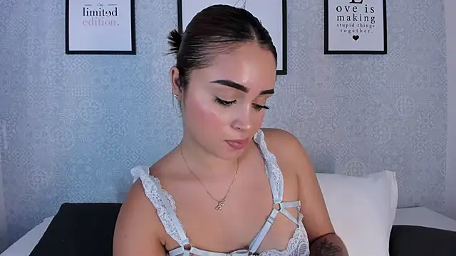 sophia 98 online show from February 2025 08:04:02 PM