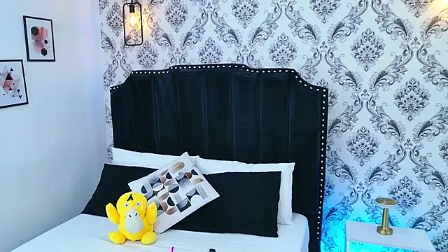 LexaDeRusso online show from November 2025 07:46:01 PM