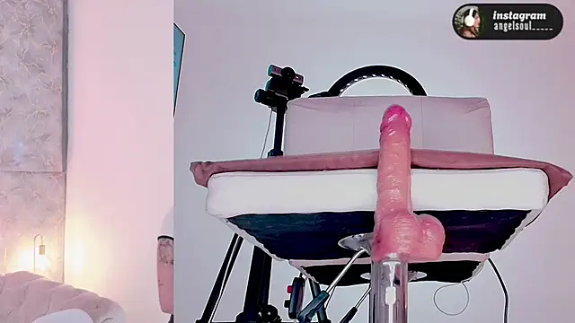 Angelst   online show from March 2026 08:21:02 AM