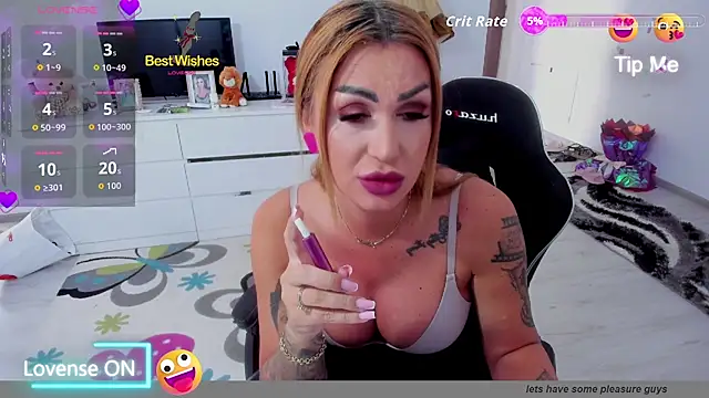 GlossyDiamondX online show from September 2025 10:19:02 AM